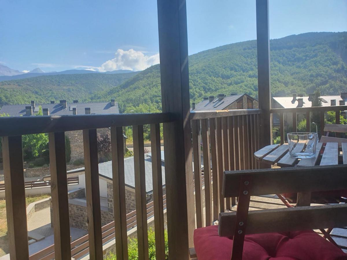 Fabuloso Apartamento Con Vistas A La Montana El Abedul Luga 23 Castiello De Jaca Dış mekan fotoğraf